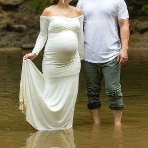 Maternity photoshoot dress - body con style
